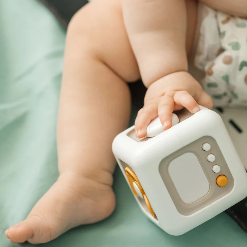 Toddlers Cube – 6 aktiviteter i én terning