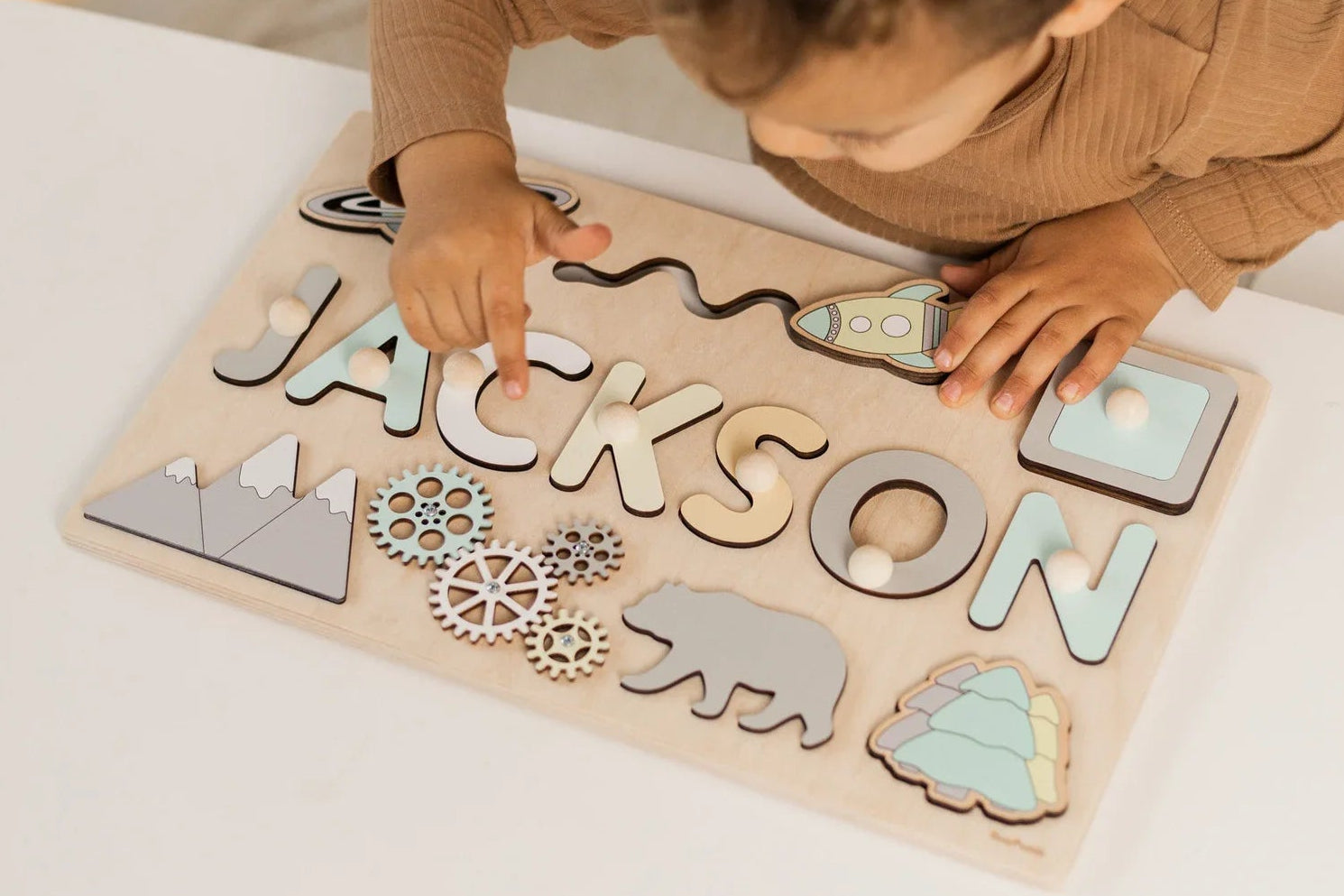 Toddlers Name Puzzle – Personligt puslespil i træ