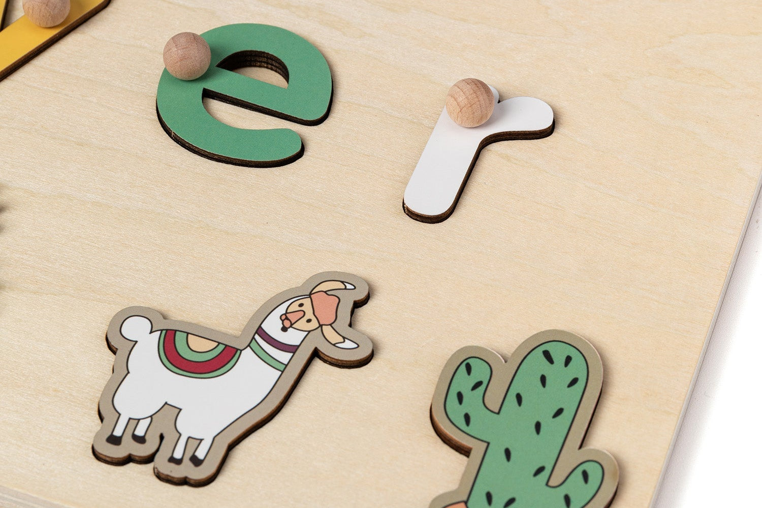 Toddlers Name Puzzle – Personligt puslespil i træ